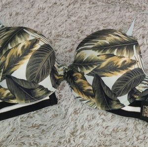 PINK Wear Everywhere Bra